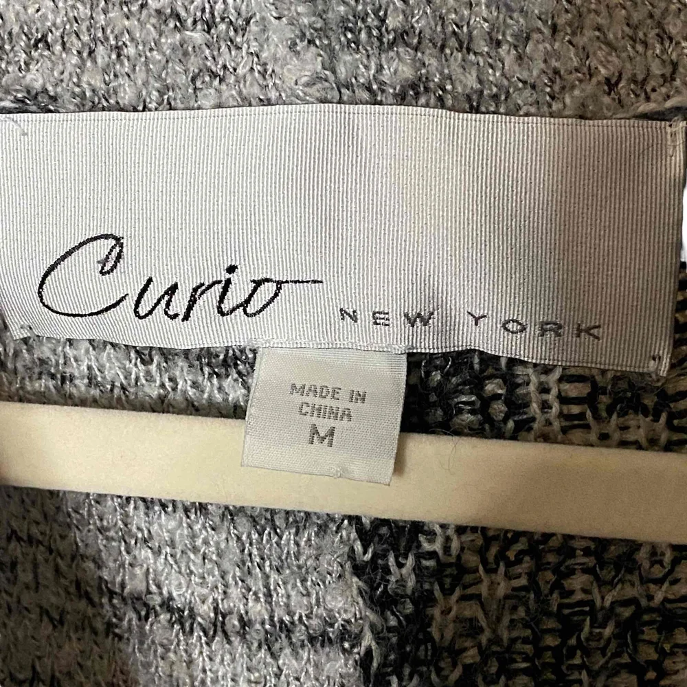 Curio New York Womens Black Gray Patchwork Poncho Style Sweater‎ Size M